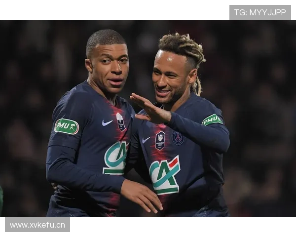 内马尔与姆巴佩控球偏向反击下结构分散趋势 内马尔与姆巴佩控球偏向反击下结构分散趋势